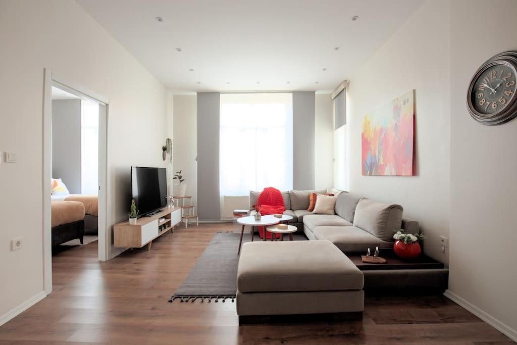 Modern Flat With Location Near Nisantasi * Istanboel