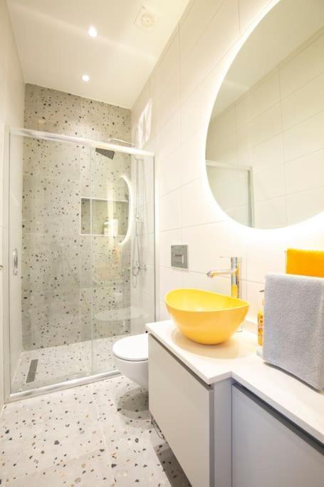 Modern Flat With Location Near Nisantasi Appartement