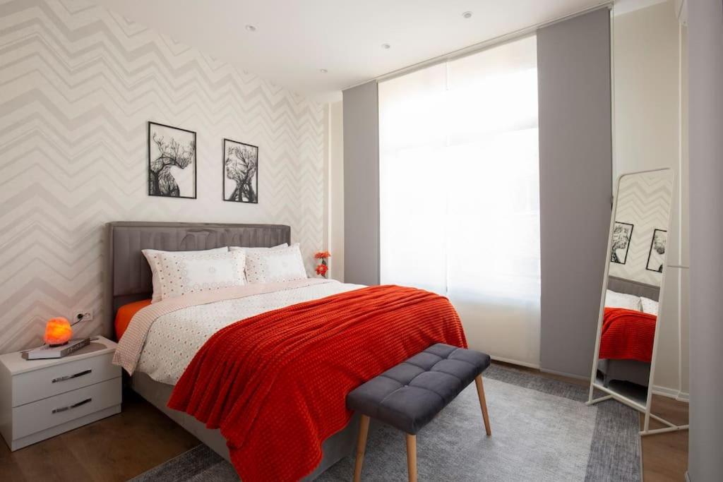 Modern Flat With Location Near Nisantasi * Istanboel