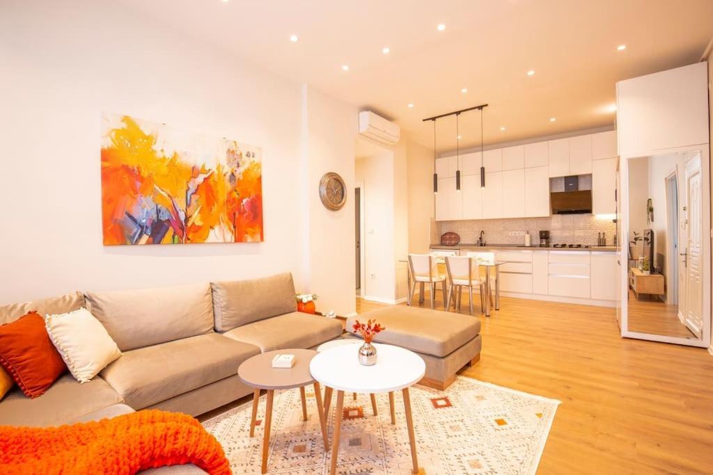 Appartement Modern Flat With Location Near Nisantasi Istanboel